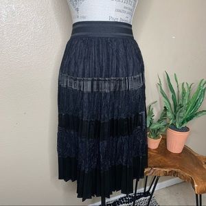 Ryu Black Pleated Lace Skirt Medium
